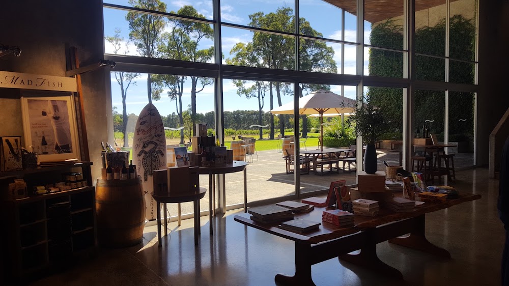 MadFish Wines